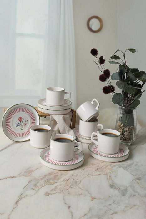Hermia Juego de tazas de té de 12 piezas en color blanco